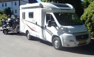 Sunlight 2 pers. Rent a Sunlight camper in Hilversum? From € 133 pd - Goboony