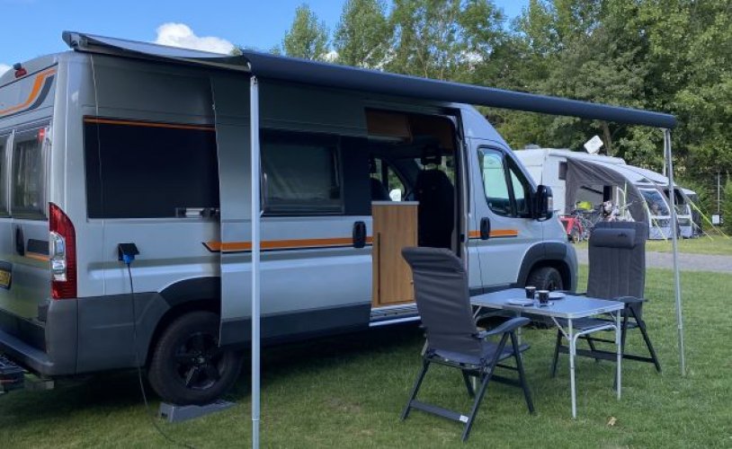 Knaus 2 pers. Rent a Knaus camper in Hulst? From € 70 pd - Goboony photo: 1