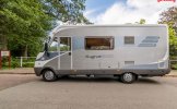 Hymer 4 pers. Rent a Hymer camper in Oudeschoot? From €90 per day - Goboony photo: 2