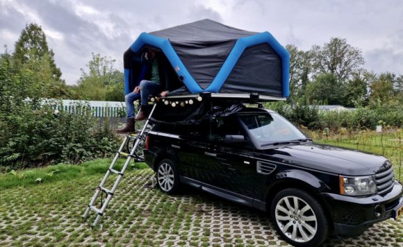 Land Rover 2 pers. Land Rover camper huren in Rhenen? Vanaf € 64 p.d. - Goboony