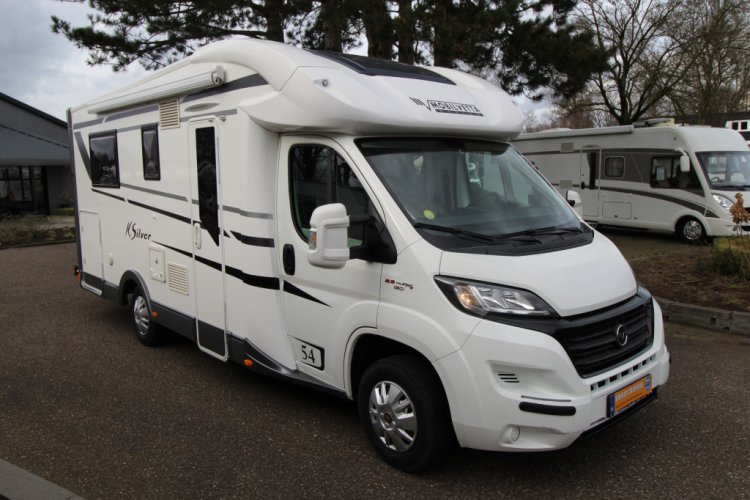 Mobilvetta K silver 54*Queens bed + pull-down bed* photo: 0