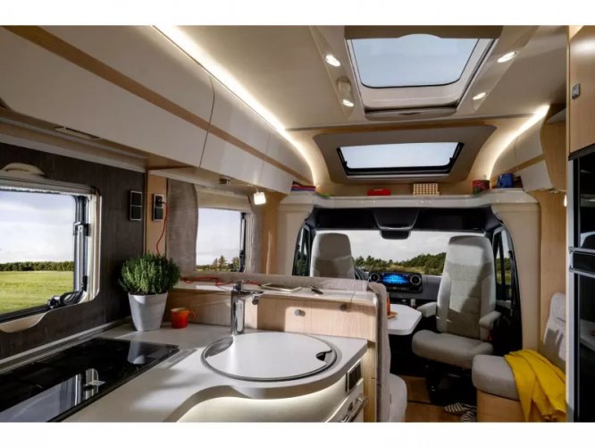 Hymer BML-T 780 - AUTOMAAT 9G - ALMELO  foto: 9