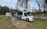 Dethleffs 7 pers. Vous souhaitez louer un camping-car Dethleffs à Heemskerk ? A partir de 110€ par jour - Goboony photo : 1