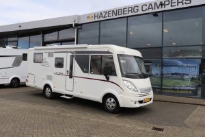 Hymer Exsis I 698 equipped with Fiat 2.3 l / 130 hp year 2013 only 52.099 km single beds and fold-down bed (53