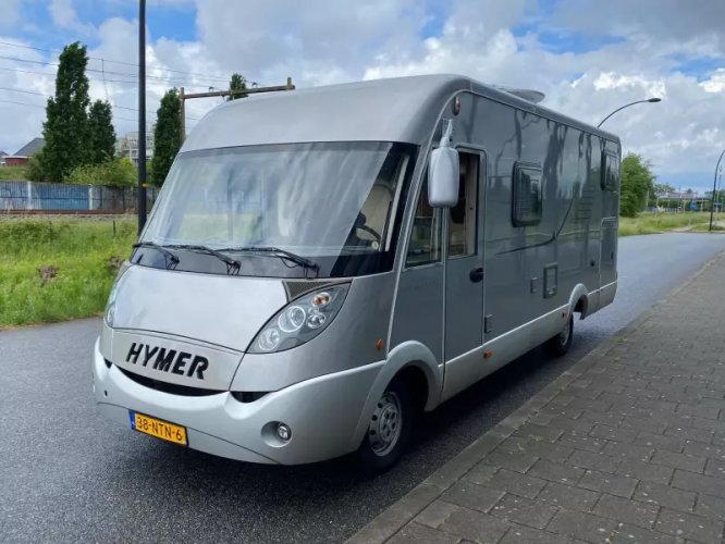 Hymer B 674 CL E&P level, enkele bedden 