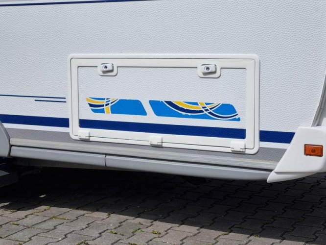 Dethleffs Camper 460 DB - Mover & Voortent -  foto: 1