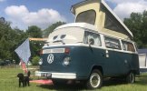 Volkswagen 4 pers. Volkswagen camper huren in Hardinxveld-Giessendam? Vanaf € 158 p.d. - Goboony foto: 1