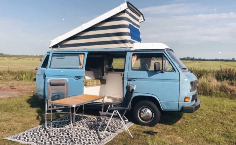 Volkswagen 4 pers. Rent a Volkswagen camper in Amsterdam? From € 110 pd - Goboony photo: 0