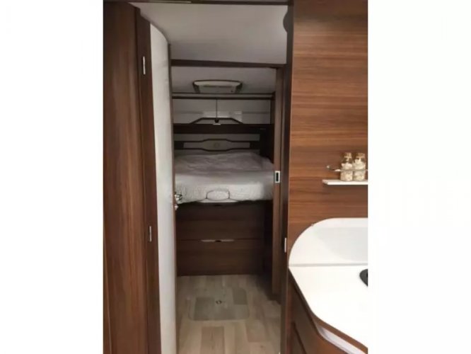 Le Voyageur 852 CL Pilote airco 2xTV 180 aut  foto: 16