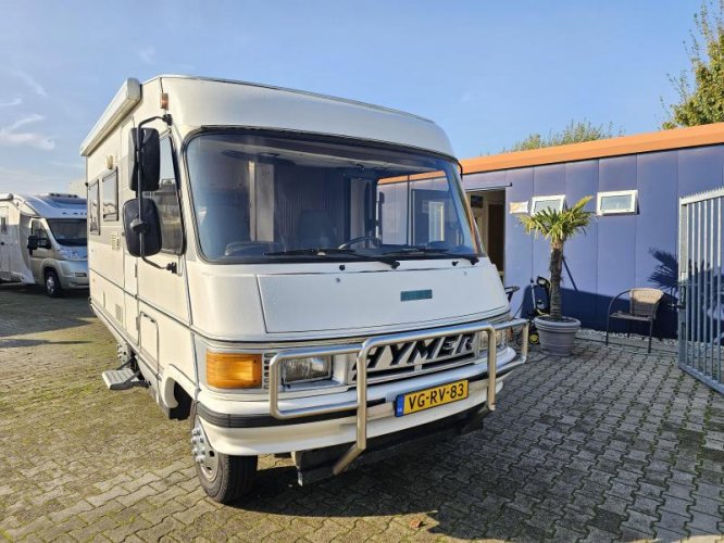 Hymer B 534 leuke 4 pers camper 1993  foto: 17