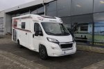 Smalle Weinsberg CaraCompact 600 MEG Peugeot 140 pk DEMO compact 6.75 m enkele bedden (68  foto: 2