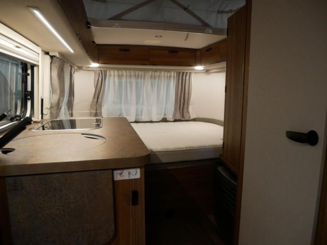 Eriba Touring 430 NU MET GRATIS MOVER.  foto: 5