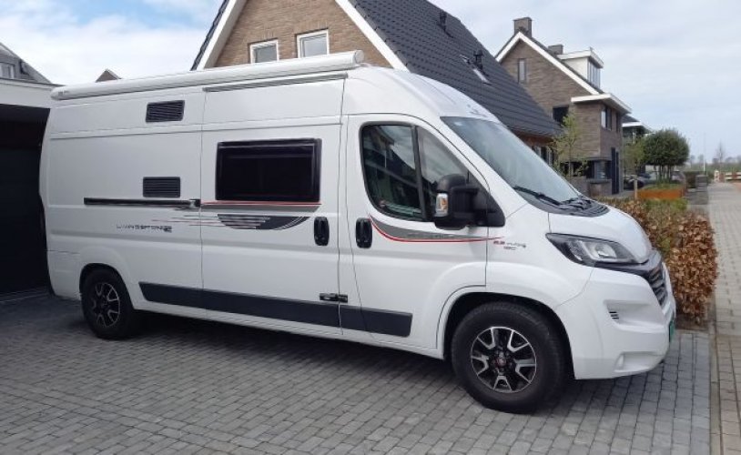 Roller Team 2 pers. Rent a Roller Team camper in Tholen? From € 95 pd - Goboony photo: 0