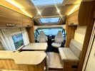 Weinsberg CaraSuite 700 Queensbed geen hefbed  foto: 3