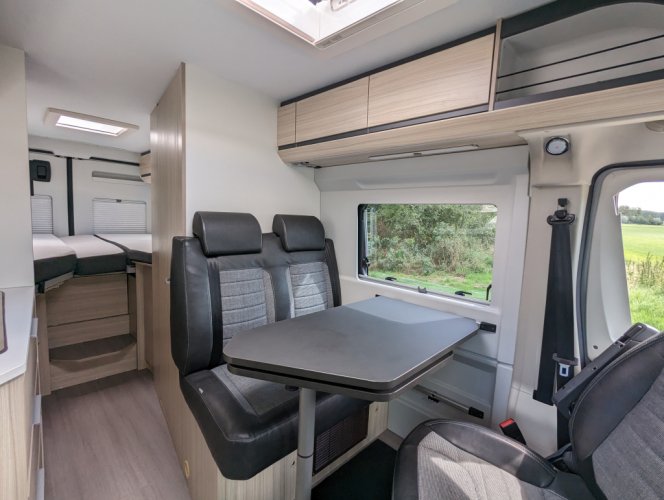 ADRIA TWIN 640SL lengtebedden busbiker foto: 12