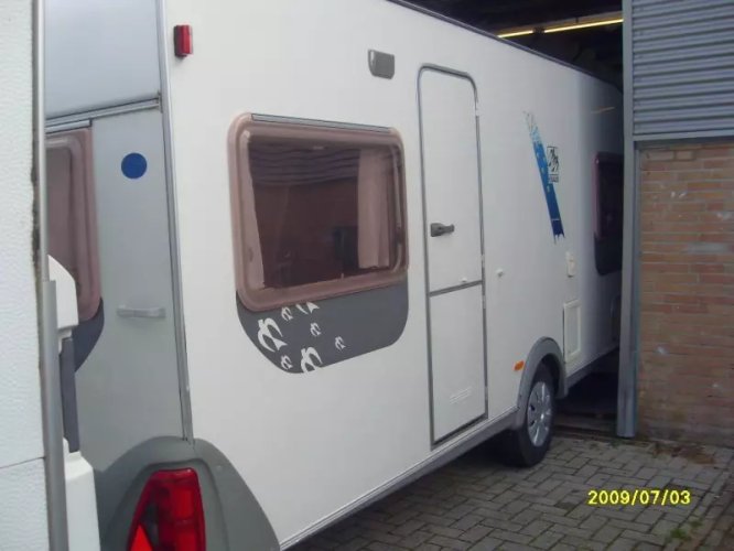 Knaus Eurostar 550 6 persoons caravan  foto: 0