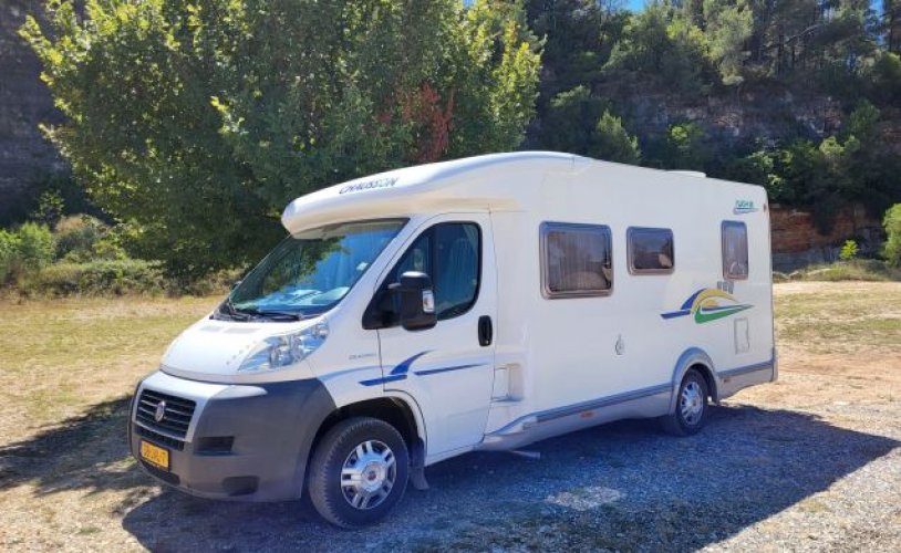 Chausson 4 pers. Rent a Chausson camper in Hoogeveen? From € 103 pd - Goboony photo: 0