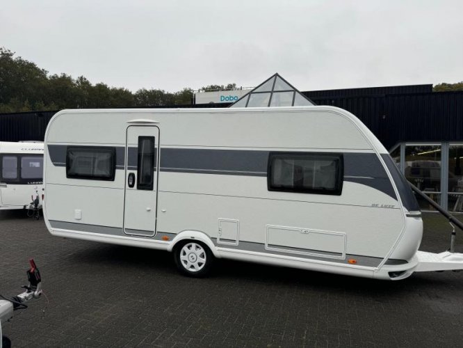 Hobby De Luxe 540 UL 2023 | Enkele bedden 