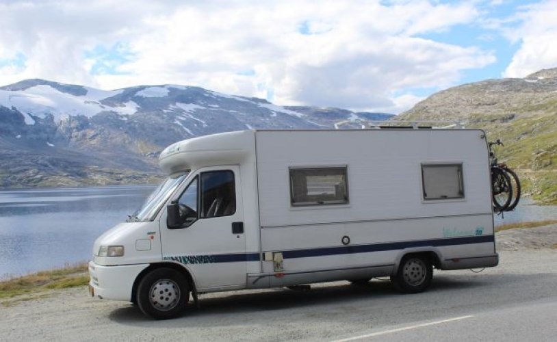 Chausson 4 pers. Chausson camper huren in Beesel? Vanaf € 116 p.d. - Goboony