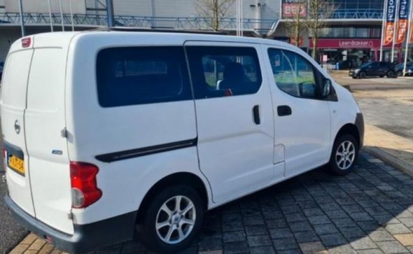 Nissan 2 pers. Rent a Nissan camper in Eindhoven? From €91 per day - Goboony photo: 1