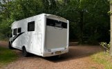 McLouis 4 pers. Vous souhaitez louer un camping-car McLouis à Oosterwolde ? A partir de 115€ pd - Goboony photo : 2