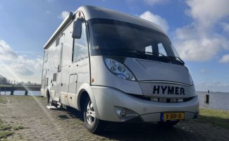 Hymer 4 pers. Rent a Hymer motorhome in Nijkerk? From € 145 pd - Goboony