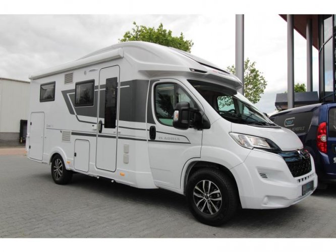 Adria Coral 600 SL Enkele bedden Nieuwstaat 