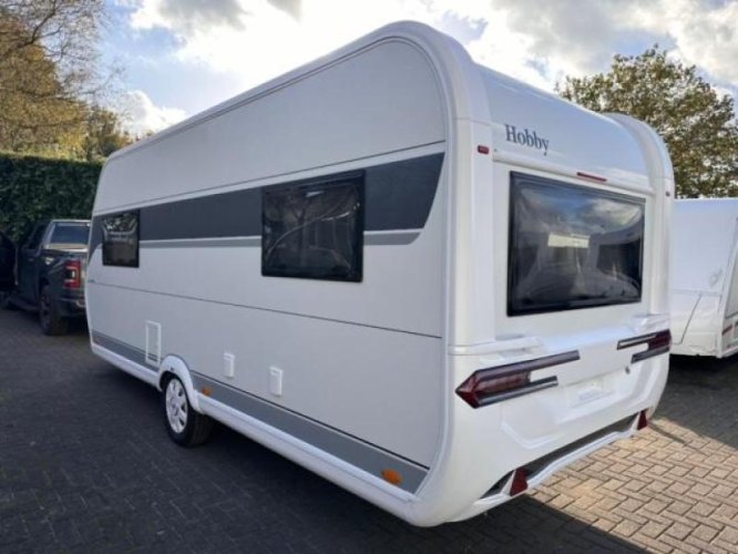 Hobby De Luxe 495 UL 2025 | Enkele bedden 