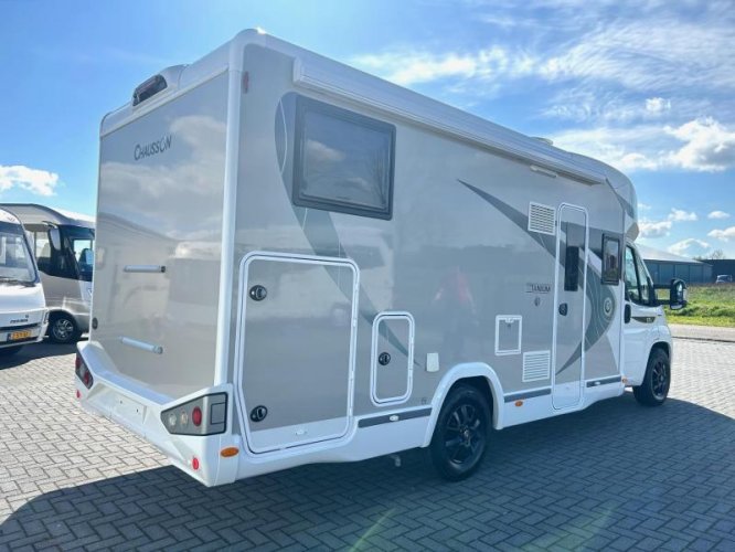 Chausson Titanium VIP 777 GA enkele-bedden/automaat 