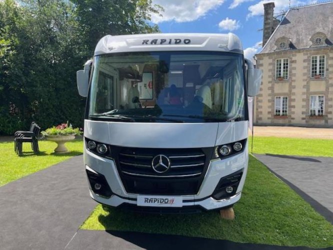 Rapido Distinction i96m Mercedes Primeur 