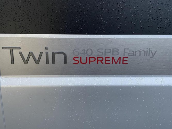 Adria Twin Supreme 640 Spb Family-4 Slaapp-12.142 KM foto: 21