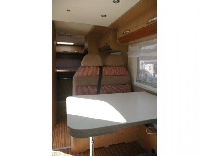 Adria Matrix Axess M 670 SC Queensbed, Hefbed.  foto: 9