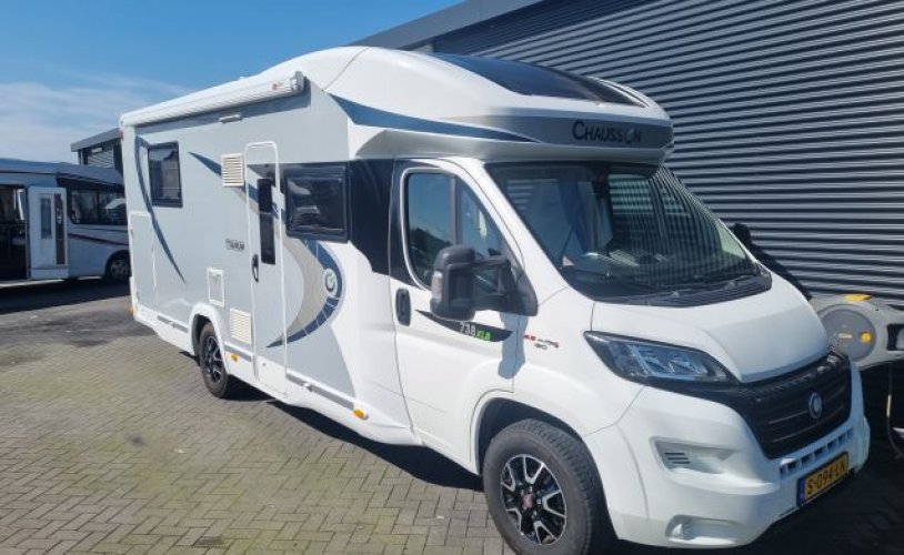 Chausson 4 pers. Rent a Chausson camper in Houten? From € 91 pd - Goboony photo: 0