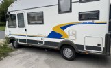 Eura Mobil 4 pers. Rent an Eura Mobil motorhome in Zeewolde? From € 85 pd - Goboony photo: 2