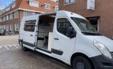 Renault 2 pers. Rent a Renault camper in Utrecht? From € 61 pd - Goboony photo: 4