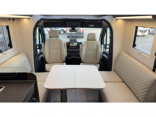 Adria Coral Supreme MB 670 DL 9 Traps Automaat foto: 21