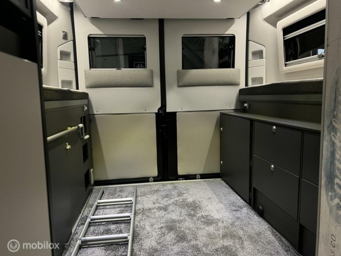 Adria Twin 640 SGX Supreme /AUTOMAAT/Hefbed/Nieuwstaat/160PK foto: 18