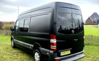 Mercedes Benz 2 pers. Louer un camping-car Mercedes-Benz à Alkmaar ? À partir de 164 € par jour - Goboony