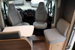 Compacte Dethellfs T 6812 EB Just 90 voorzien van krachtige Fiat 140 pk en enkele lengte bedden 2021 (77  foto: 23