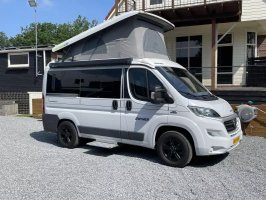 Hymer Sydney 495 4 Slaapplaatsen 4.95 