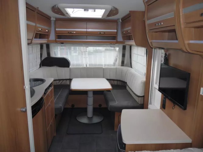 Dethleffs Nomad 540 RFT met badkamer 