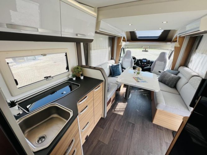 Adria Matrix Axess 600 DT Ruimtewonder Hefbed  foto: 12