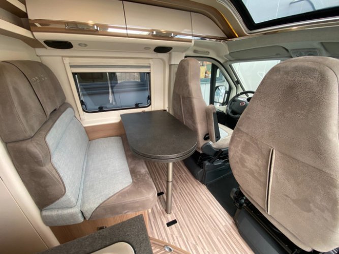 Malibu Van 640 First Class Two Rooms LE RB Charming GT AUTOMAAT 160 PK foto: 5