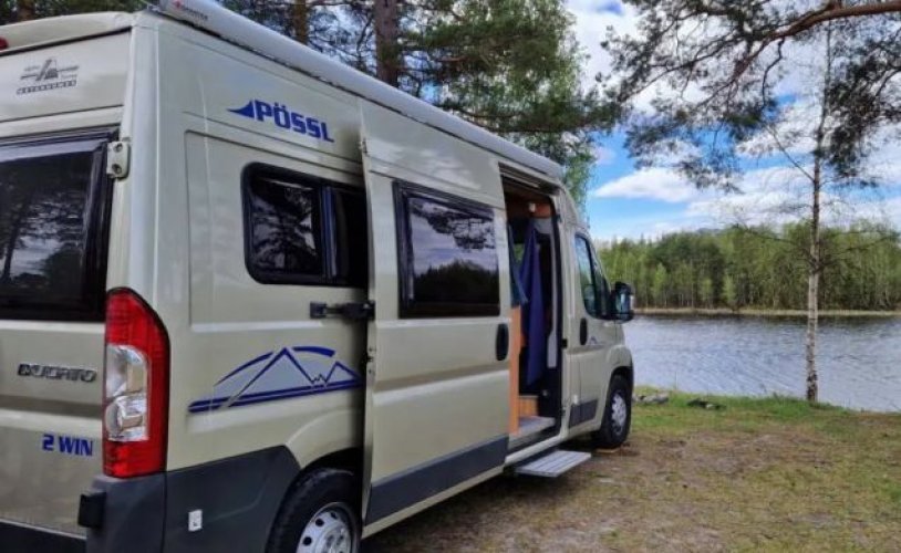Possl 3 pers. Rent a Pössl motorhome in Someren? From € 91 pd - Goboony photo: 0