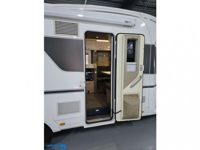 Adria MATRIX M 670DC