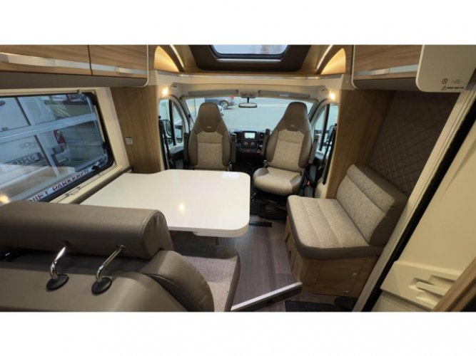 Adria Matrix Axess 670 SL foto: 10