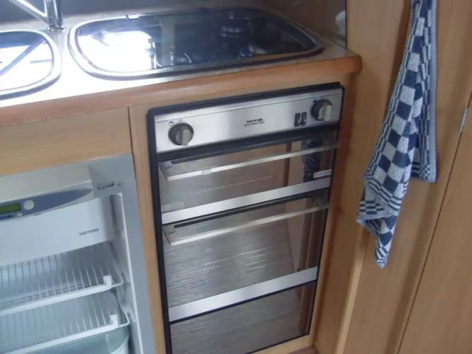 Elddis Odyssey 462 met Mover 