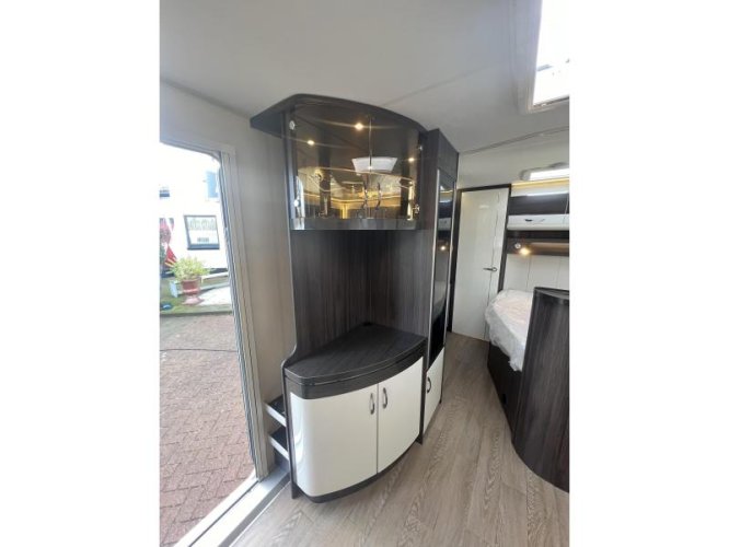 Hobby Prestige 720 KWFU Stapelbed!  foto: 15