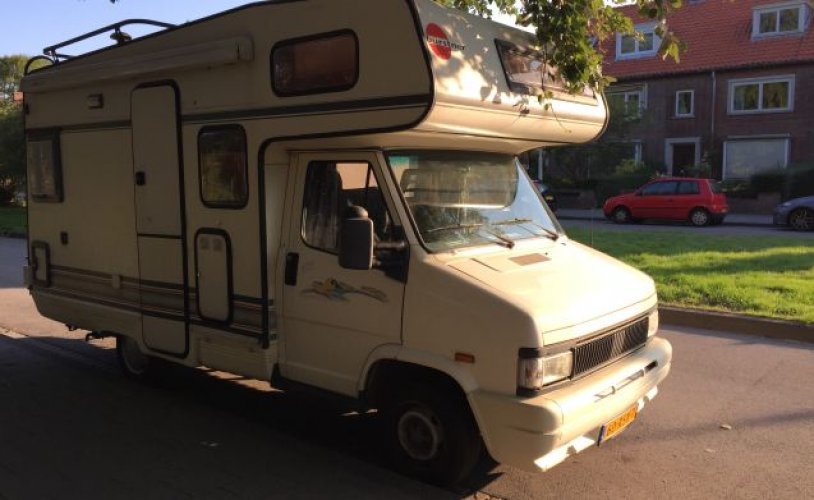 Fiat 4 pers. Louer un camping-car Fiat à La Haye ? À partir de 97 € pj - Goboony photo : 0