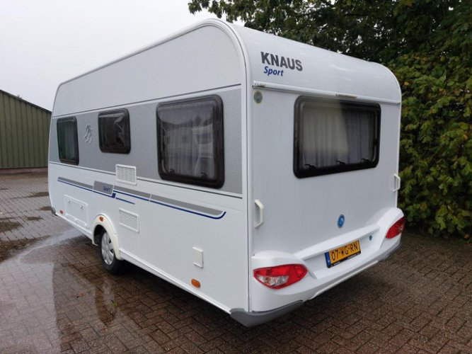 Knaus Sport 450 FU Airco Voortent Luifel foto: 5